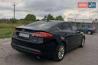 Седан Ford Fusion 2016 в Львове