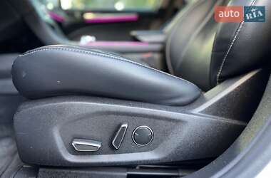 Седан Ford Fusion 2016 в 