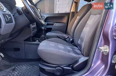 Хэтчбек Ford Fusion 2006 в 