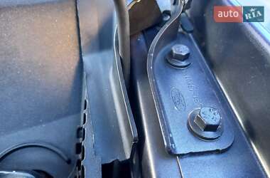 Хэтчбек Ford Fusion 2006 в 