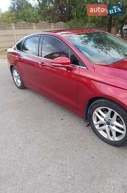 Седан Ford Fusion 2014 в 