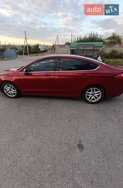 Седан Ford Fusion 2014 в 
