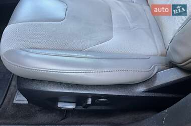 Седан Ford Fusion 2017 в 