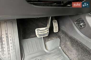 Седан Ford Fusion 2017 в 