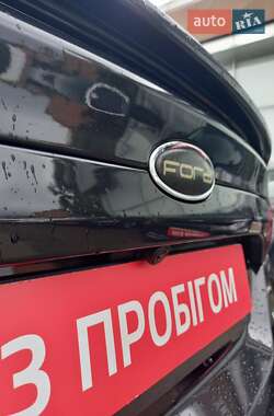 Седан Ford Fusion 2015 в 