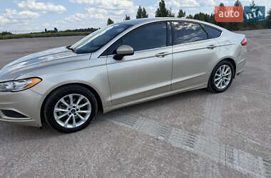 Седан Ford Fusion 2017 в 