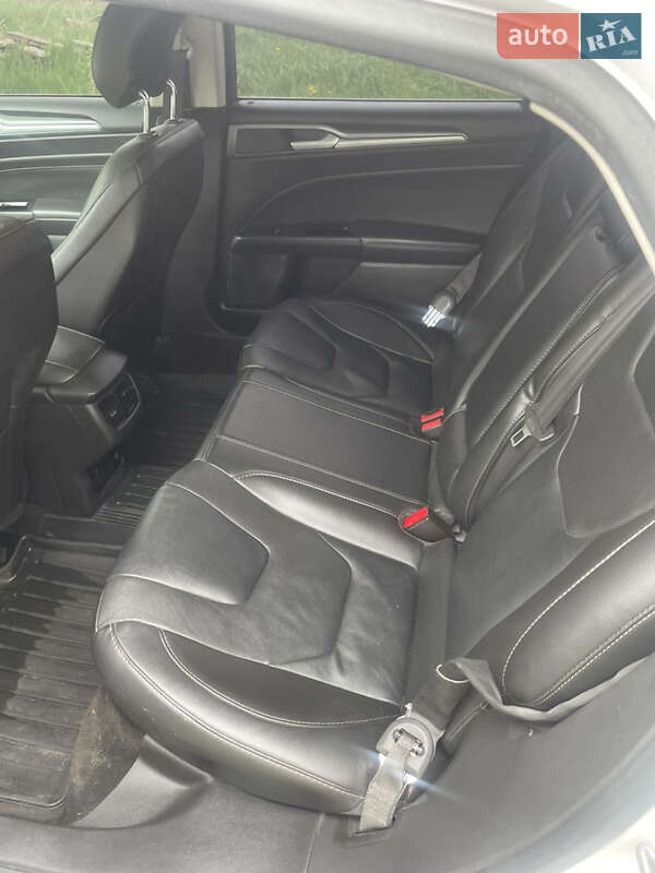 Седан Ford Fusion 2013 в Ровно фото 10 Седан Ford Fusion 2013 в Ровно