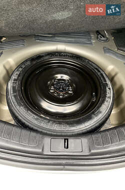 Седан Ford Fusion 2012 в 
