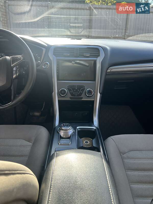 Седан Ford Fusion 2016 в Луцке фото 7 Седан Ford Fusion 2016 в Луцке