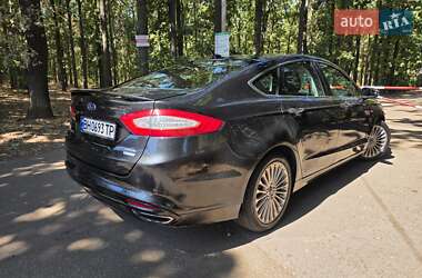 Седан Ford Fusion 2015 в 