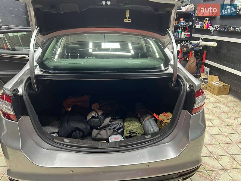 Седан Ford Fusion 2015 в Киеве