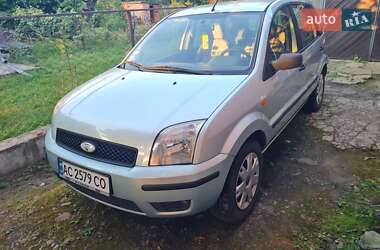Хэтчбек Ford Fusion 2003 в Луцке
