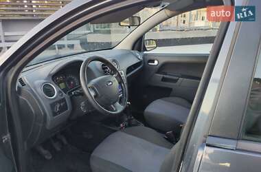 Хэтчбек Ford Fusion 2006 в 