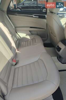 Седан Ford Fusion 2016 в Днепре