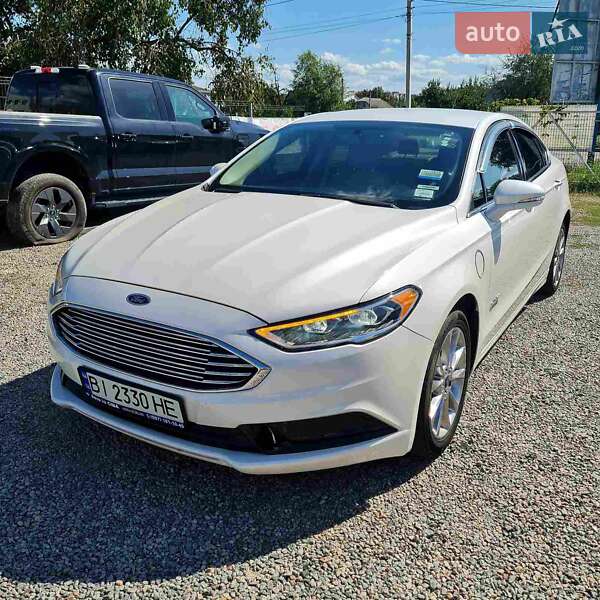 Седан Ford Fusion 2017 в Кременчуці