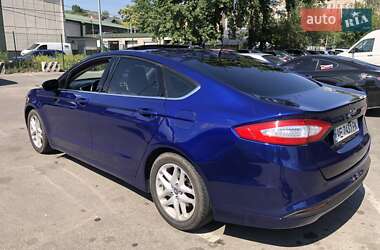 Седан Ford Fusion 2014 в 