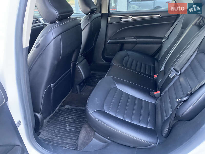 Седан Ford Fusion 2019 в Днепре