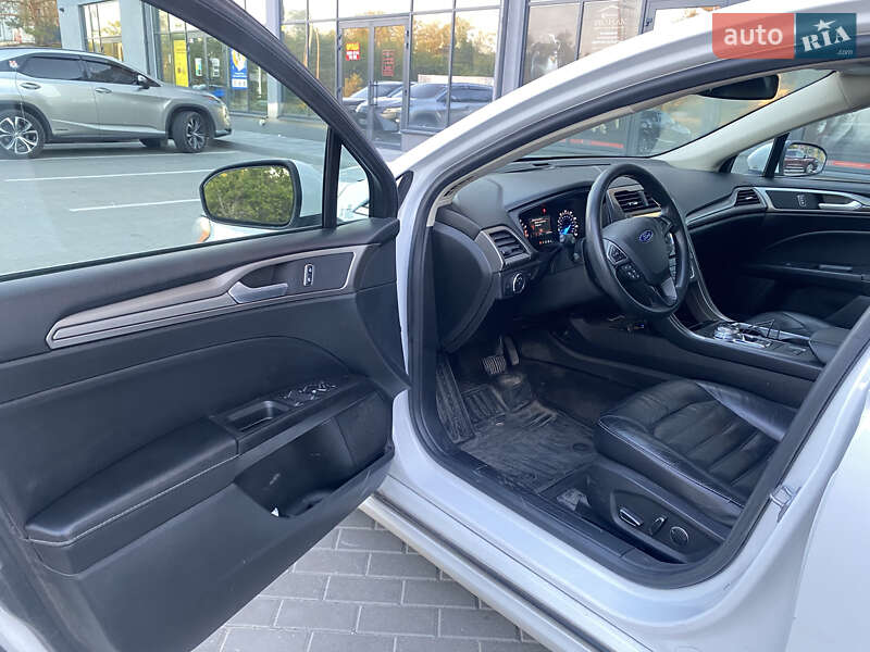 Седан Ford Fusion 2019 в Днепре