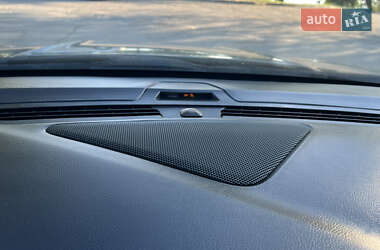 Седан Ford Fusion 2017 в 