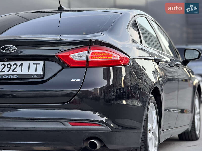 Седан Ford Fusion 2014 в Києві