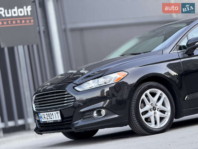 Седан Ford Fusion 2014 в Києві