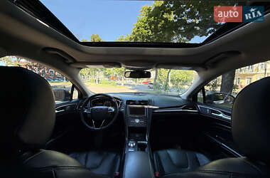 Седан Ford Fusion 2020 в 