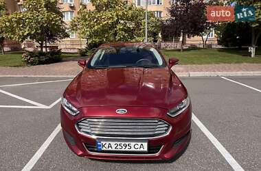 Седан Ford Fusion 2016 в Софіївській Борщагівці