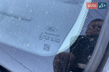 Хетчбек Ford Fusion 2010 в 