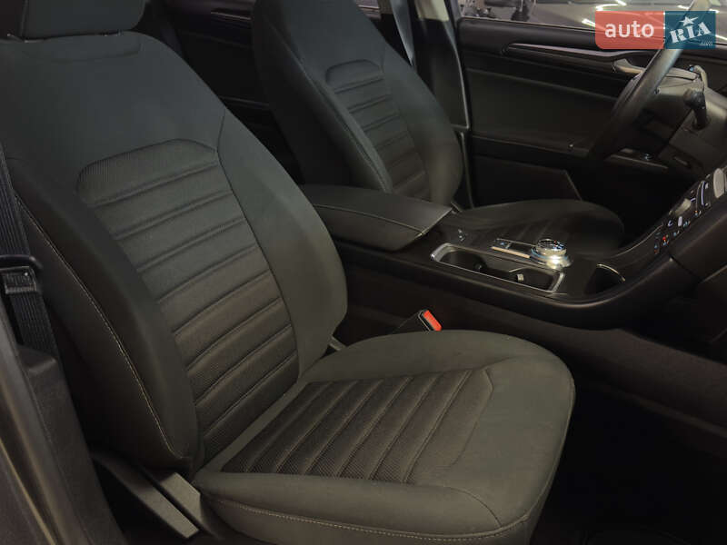 Седан Ford Fusion 2017 в Миколаєві