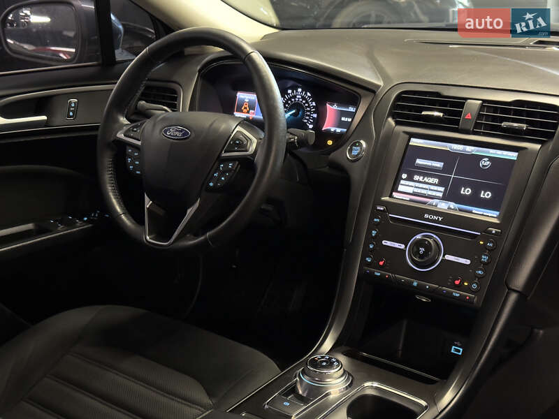 Седан Ford Fusion 2017 в Миколаєві