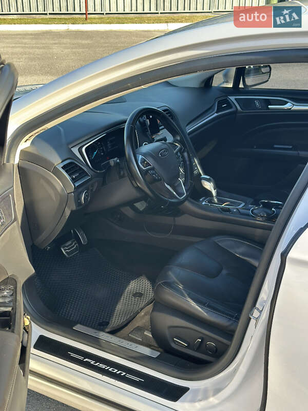 Седан Ford Fusion 2014 в Киеве фото 10 Седан Ford Fusion 2014 в Киеве