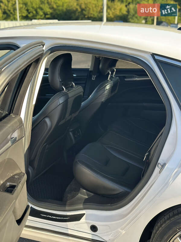 Седан Ford Fusion 2014 в Киеве фото 11 Седан Ford Fusion 2014 в Киеве