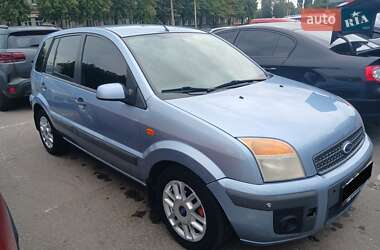 Хэтчбек Ford Fusion 2007 в 