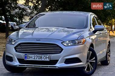 Седан Ford Fusion 2013 в 