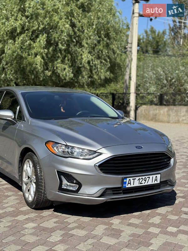 Седан Ford Fusion 2020 в Івано-Франківську
