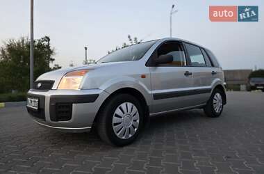 Хэтчбек Ford Fusion 2006 в 