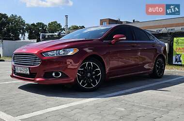 Седан Ford Fusion 2016 в 
