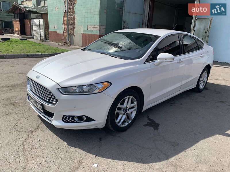 Седан Ford Fusion 2016 в Днепре
