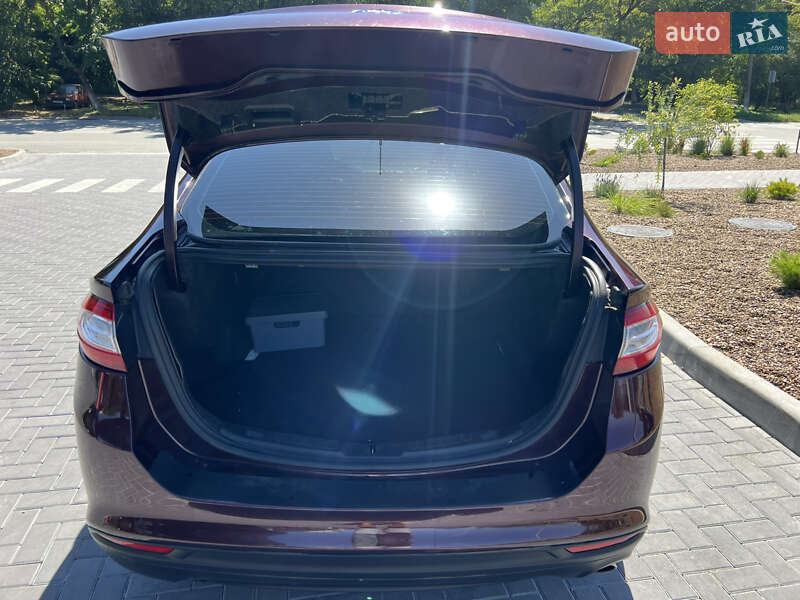 Седан Ford Fusion 2012 в Каменец-Подольском