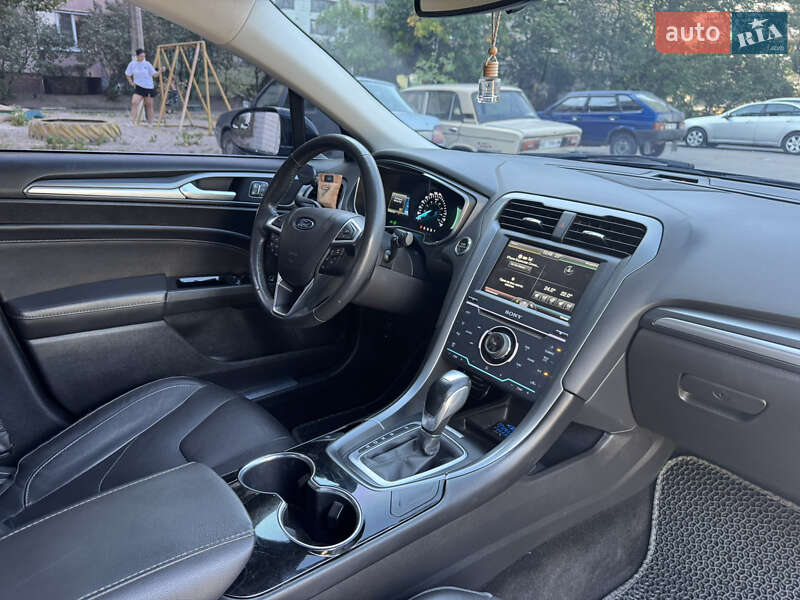 Седан Ford Fusion 2013 в Каменском