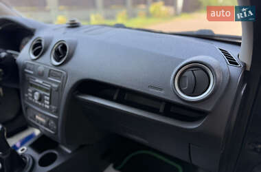 Хэтчбек Ford Fusion 2007 в 