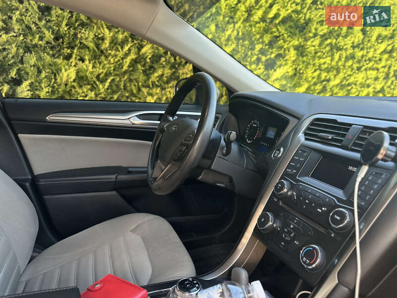 Седан Ford Fusion 2018 в Виннице