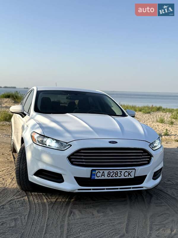 Ford Fusion 2015