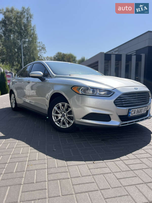Седан Ford Fusion 2016 в Черкассах