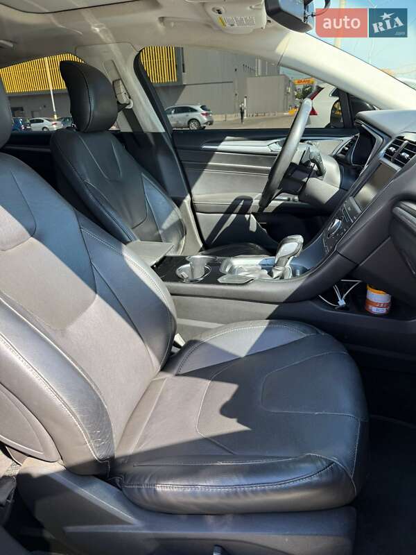 Седан Ford Fusion 2014 в Києві фото 3 Седан Ford Fusion 2014 в Києві