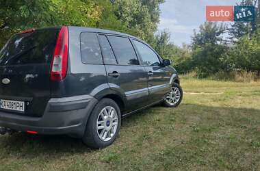 Хэтчбек Ford Fusion 2008 в 
