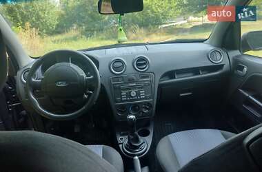 Хэтчбек Ford Fusion 2008 в 