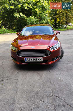 Седан Ford Fusion 2014 в 