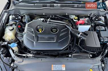 Седан Ford Fusion 2014 в 