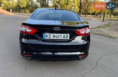 Седан Ford Fusion 2014 в 